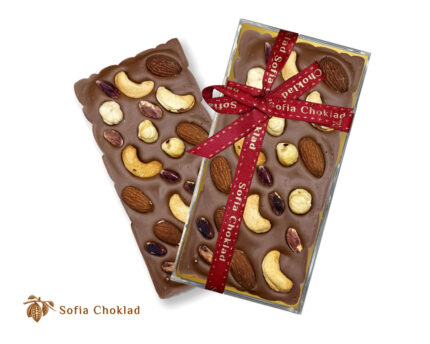 Dark Chocolate with Mixed Nuts – 58% Cocoa